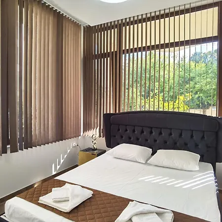 Cabacum Pleasure Beachfront - 50m To And Pool Апартаменти *