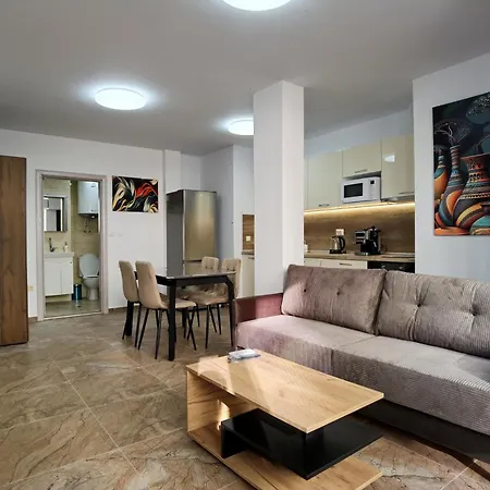 Апартаменти Cabacum Pleasure Beachfront - 50m To And Pool Варна