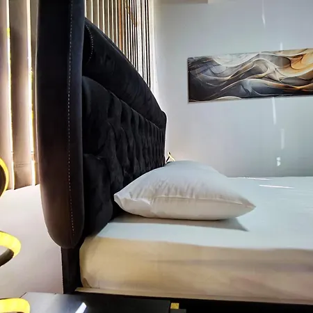 Апартаменти Cabacum Pleasure Beachfront - 50m To And Pool *